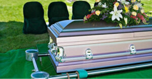 Nhiễm “hơi lạnh” đám ma sẽ dễ mang bệnh?