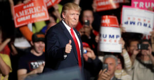 Lời tiên tri của bà lão mù Vanga về tân Tổng thống Mỹ Donald Trump