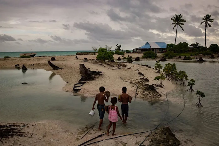 Kiribati là một trong số các quốc gia Thái Bình Dương đã đơn phương dời ngày.