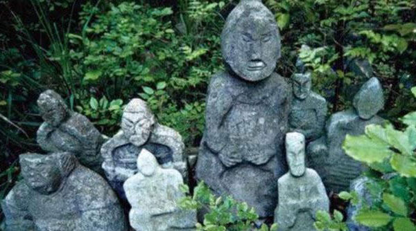 “Cấm địa” ở Trung Quốc: 700 năm không ai dám vào, nhà khảo cổ mạo hiểm dấn thân phát hiện cảnh gây sốc
