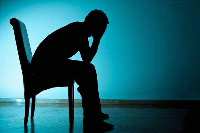 nguoi-co-tam-ly-yeu Hiện tượng sụp đổ dưới áp lực không chỉ xảy ra ở con người.